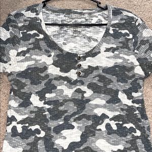 Cropped Camo T